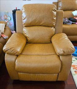 Solo Sofa (vegan leather)