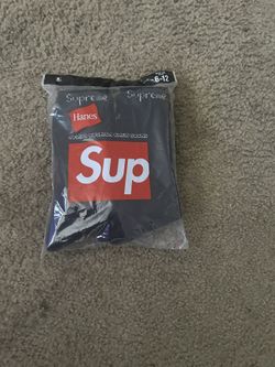 Supreme Socks