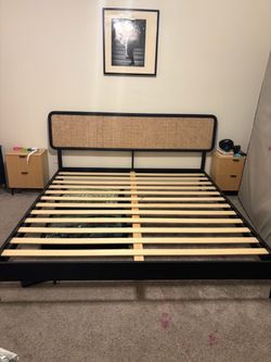 King bedframe