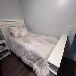 Wood Frame Twin Bed 