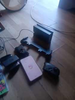 Nintendo switch partsb and 2 games