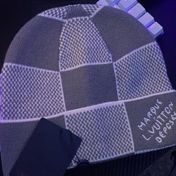 LV beanie(Damier Heritage) style Grey and White