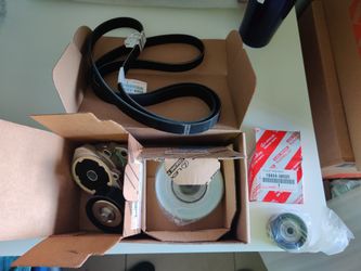 LEXUS LS460 serpentine belt pulley kit OEM