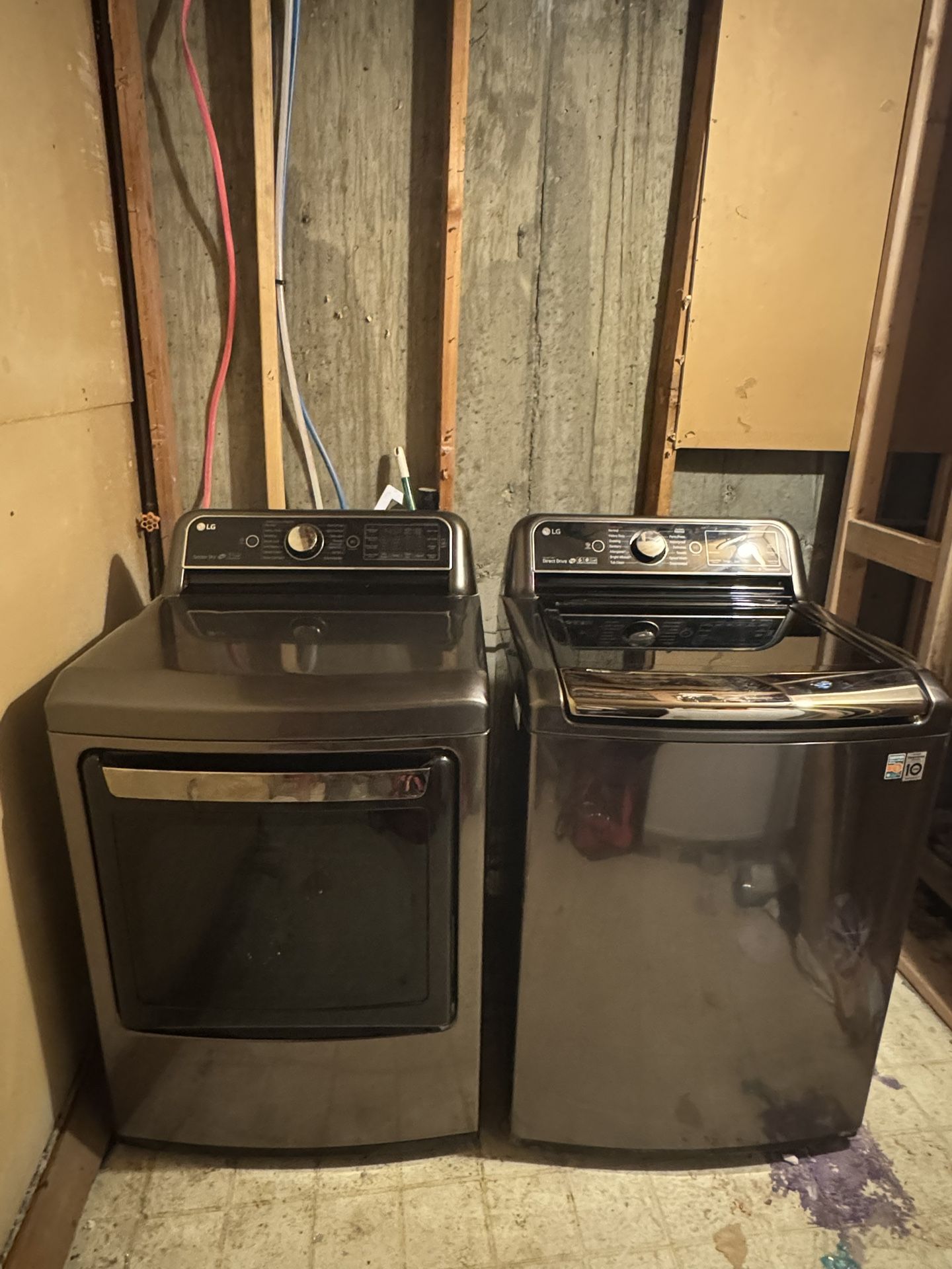 LG EasyLoad & TurboWash Washer and Dryer