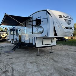2023 Sabre 350RL Fifth Wheel 
