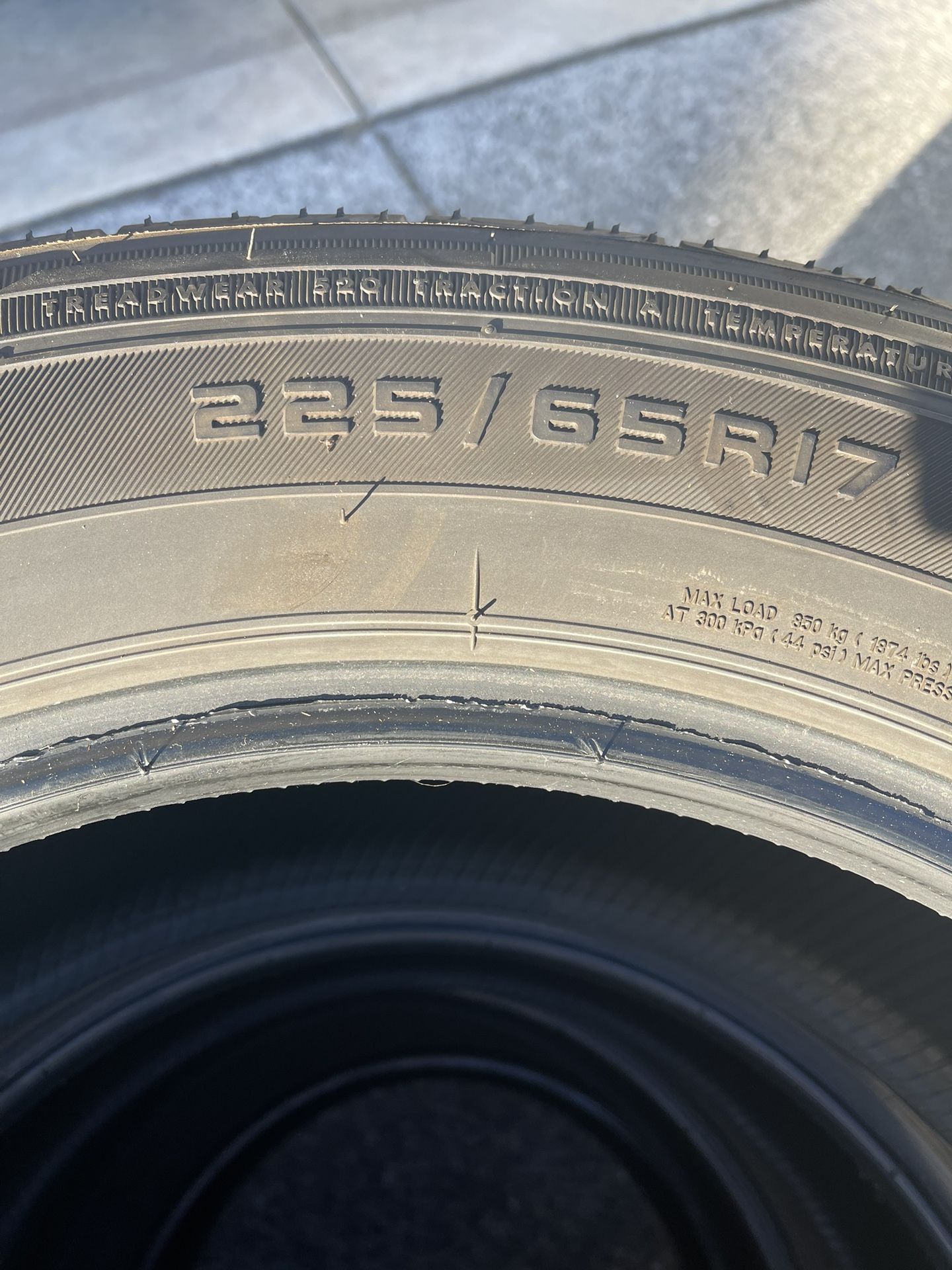 Firestone 225/65-R17