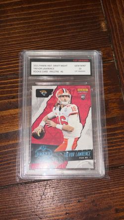 TREVOR LAWRENCE ROOKIE CARD