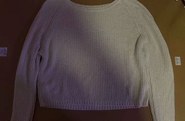 Knitted cropped sweater size S
