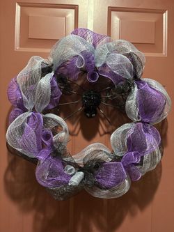 Handmade Halloween wreath 22 inches