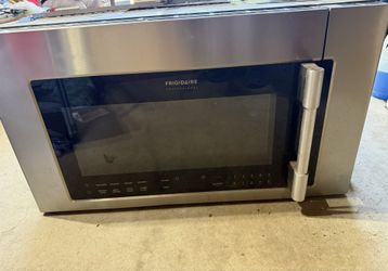 Frigidaire Professional Convention Microwave