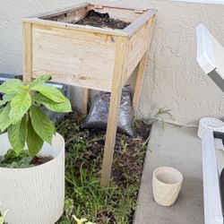 Free Raised Bed