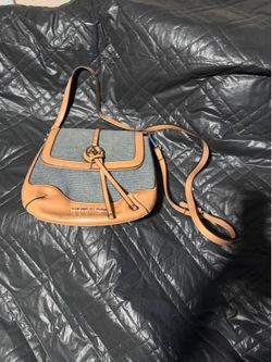Crossbody purse
