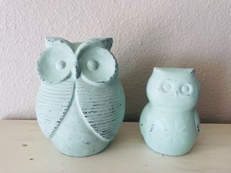 Patio decor items