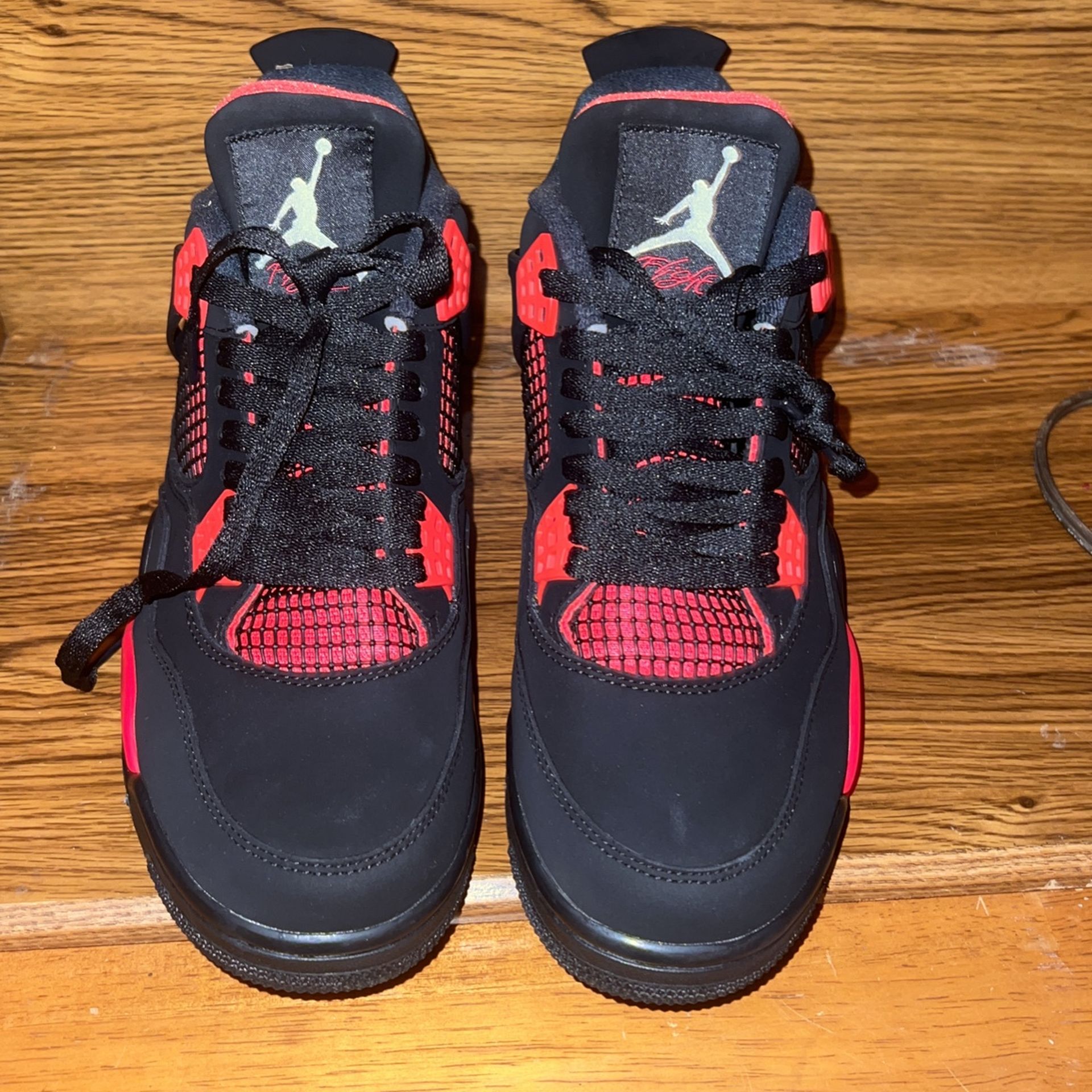 Jordan 4 Red Thunders (9.5 MENS NO BOX)