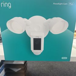 Ring Floodlight Cam Wired Plus 