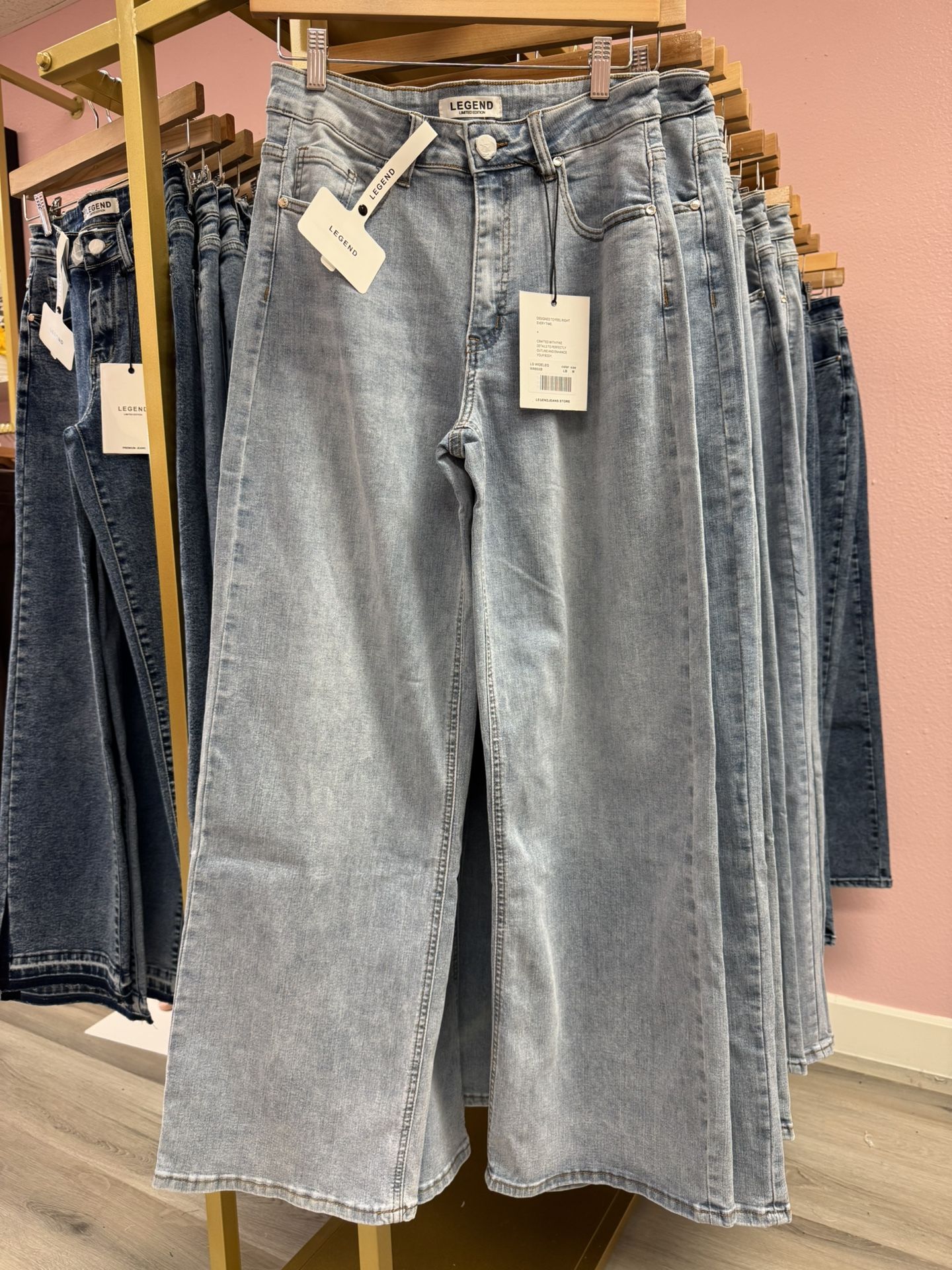 “Denim Drop: Wide-Leg Jeans on Sale!”