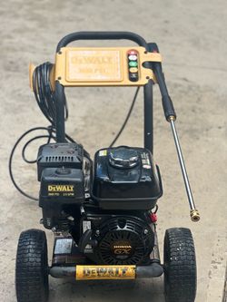 DeWalt 3600 PSI Pressure Washer - Honda GX200 - $375 Firm