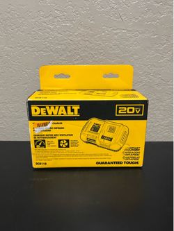 Dewalt 20V MAX / 60V MAX FLEXVOLT Lithium-lon Fan Cooled Fast Battery Charger
