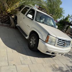 2003 Cadillac Escalade Parts Only 