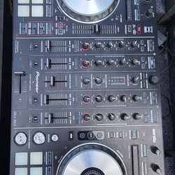 4 Channel Pioneer DJ Controller - DDJ-SX2 Like New with CodyUSA Road Case