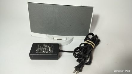 Bose SoundDock Digital Music System Series 1 White Tested Works (NO REMOTE)