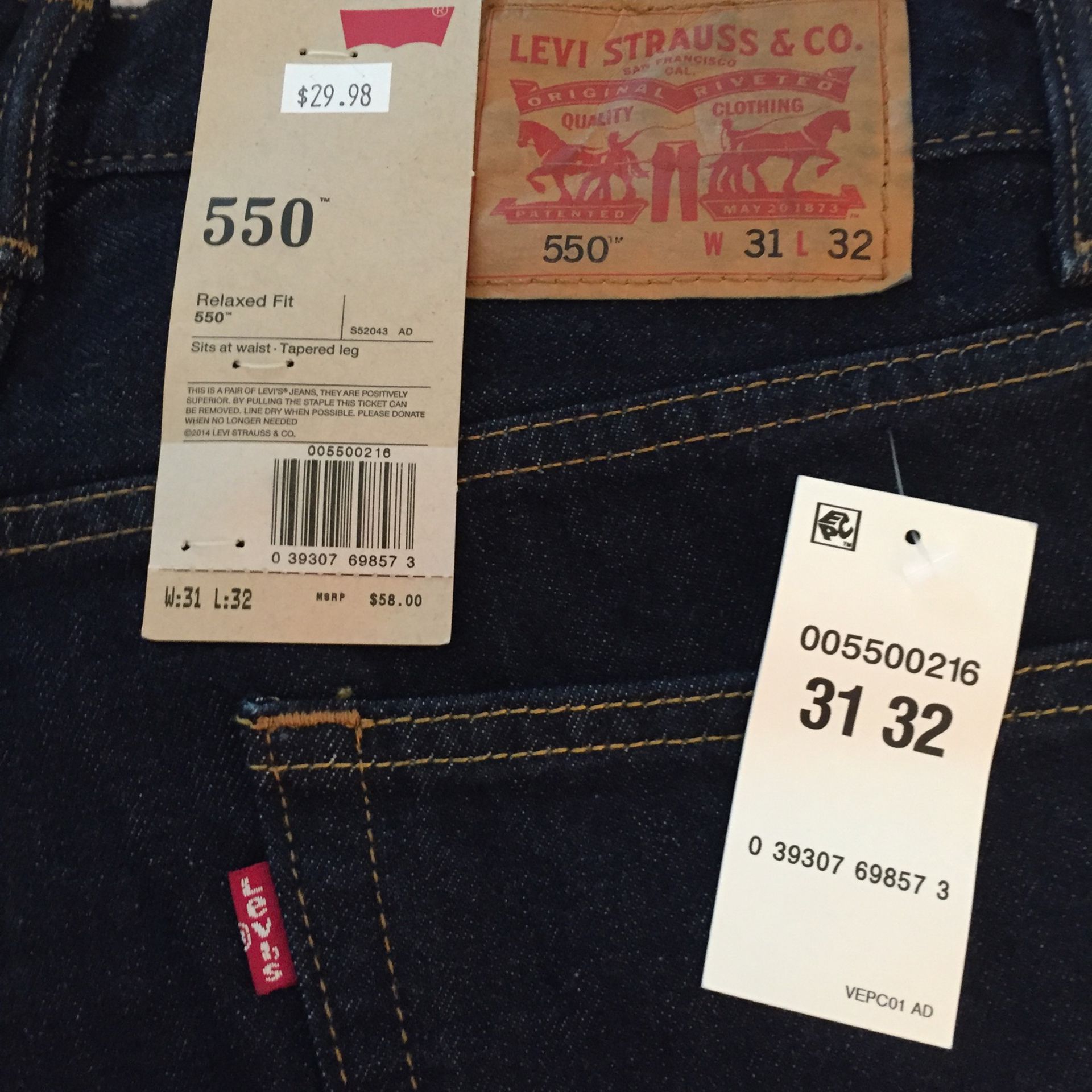 Levi’s Men’s 550 Jeans 