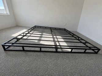 King Size - Low Profile Metal Bed Frame