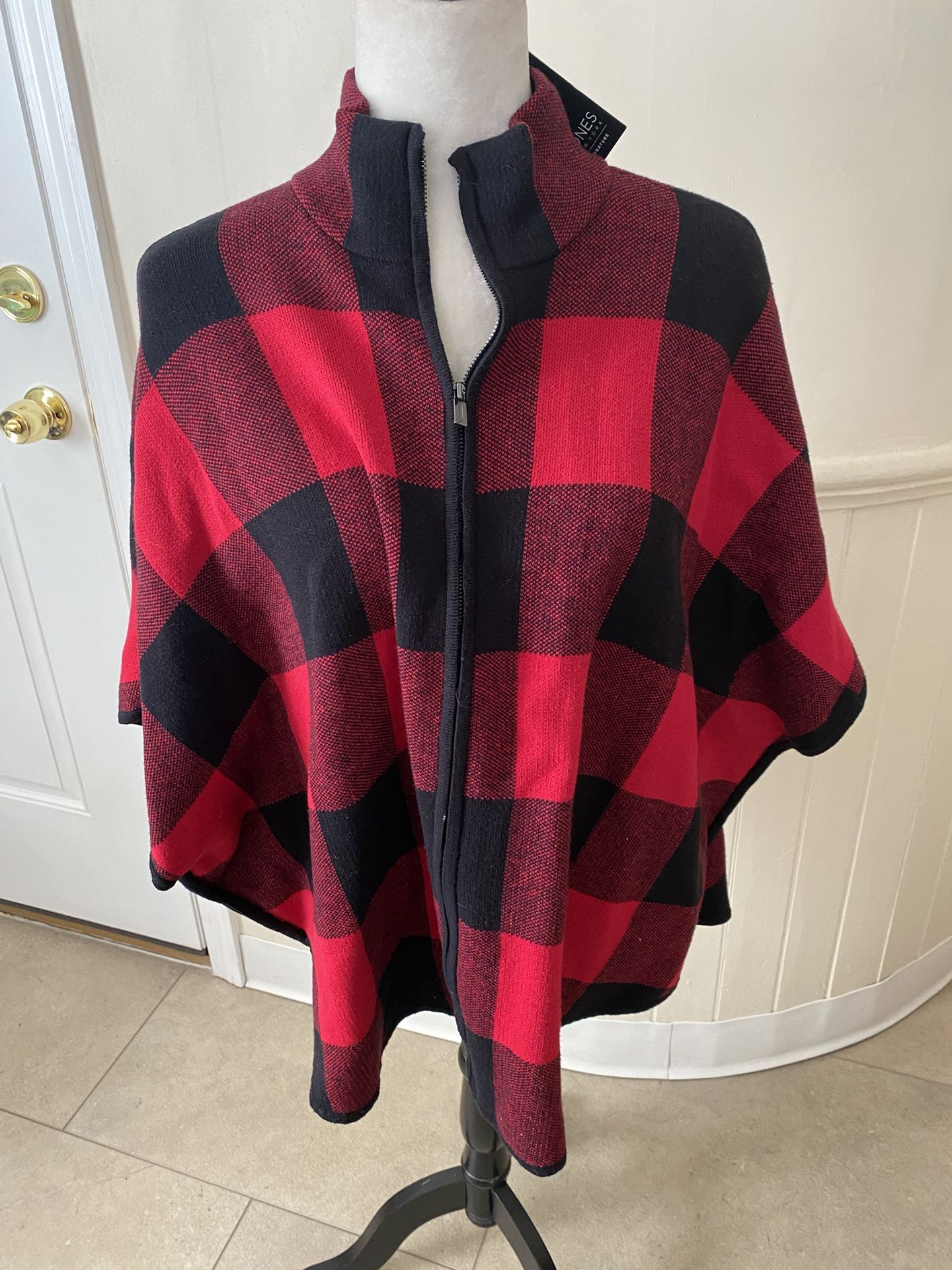 NWT Jones New York Red And Black Checked Poncho Size Small/Medium