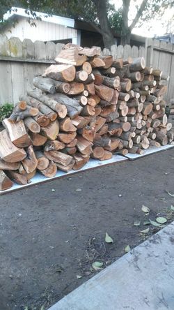 1 2 Cord Seasoned Almond Firewood For Sale In Madera Ca Offerup