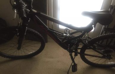 Hyper mountain bike “26”