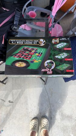 4 In 1 Wood Casino Set