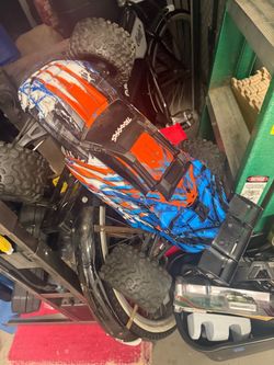 Traxxas RC Monster Truck ERevo