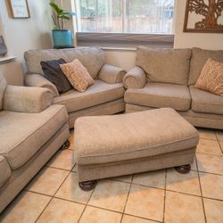 Kanawood Sofie, Loveseat, Chair, Ottoman