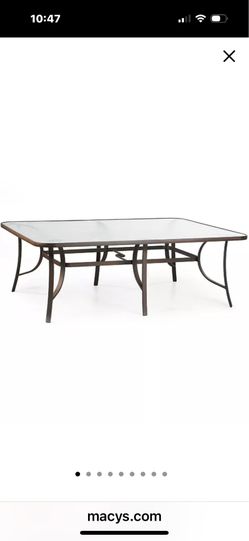10 person patio table with large umbrella