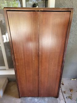 $50 Tall cabinet