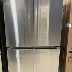 SAMSUNG 36” FRENCH 4 DOOR REFRIGERATOR - STAINLESS STEEL - MOD #: RF23B7671SR