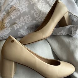 Aerosoles Nude Chunky Heels Size 8
