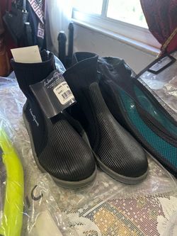 NeoSport Wetsuit Boots with Tags