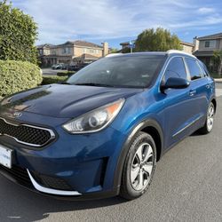 2018 KIA NIRO HYBRID 
