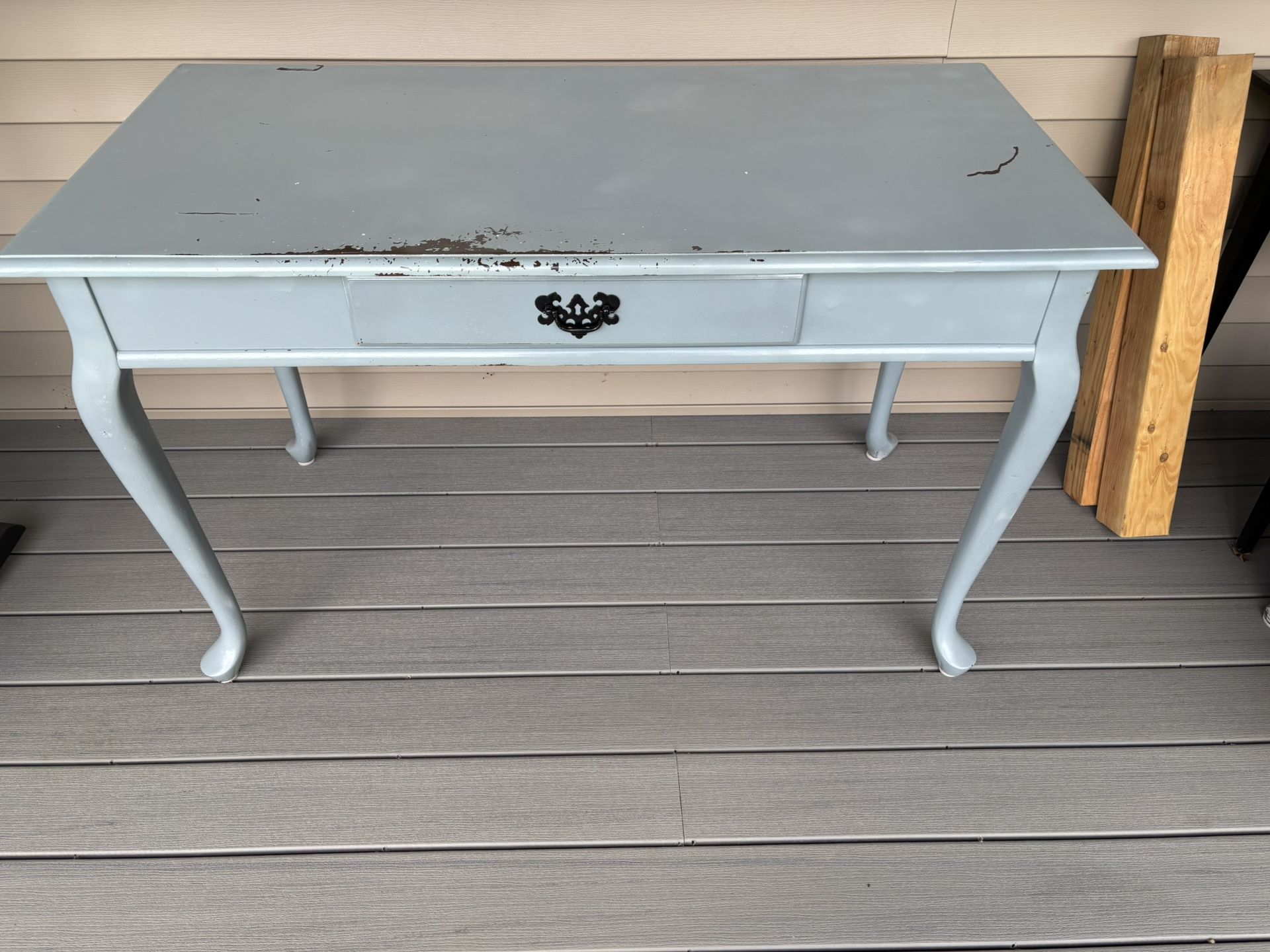 Wood desk