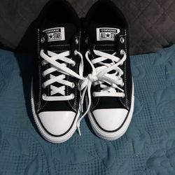 Converse Tennies Shoes Sneakers New 
