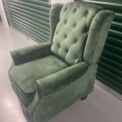 Beautiful Forest Green Suede Tuft Recliner 