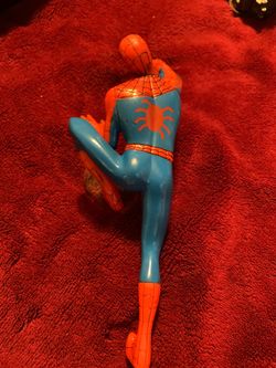 2006 Marvel Spiderman 7 inches with suction cup