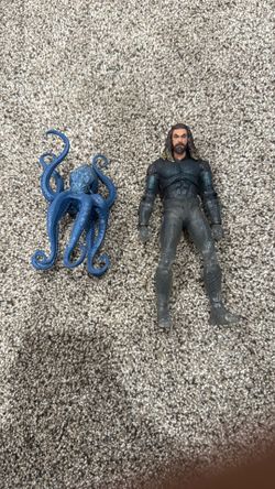 Aquaman Action Figure With Accessories