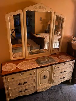 9 Draw Dresser w/ Mirror and Night Stand Set $300 (obo)