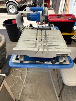 Kobalt Wet Sliding Table Tile Saw with Stand works great