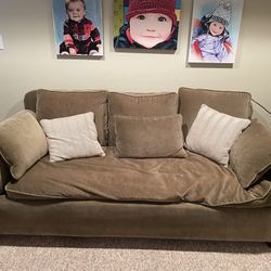 Sleeper sofa (Full/Double)