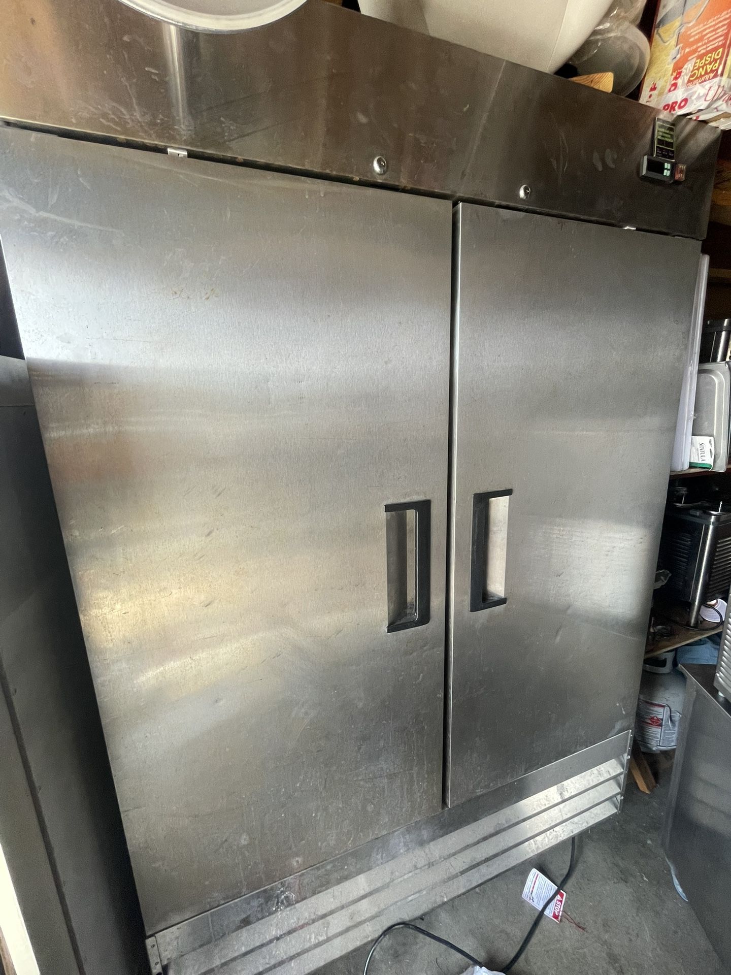 CULITEK ,Comercial Freezer Used For Less Than Year In Excellent Conditions