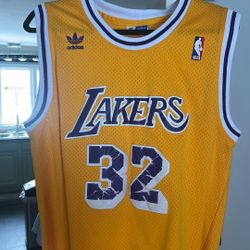 Magic Johnson #32 