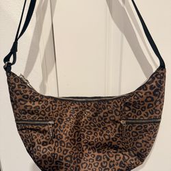 New Lululemon Crossbody